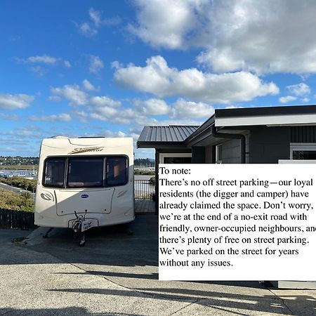 Comfortable Studio Close To Whangarei Central Exteriör bild